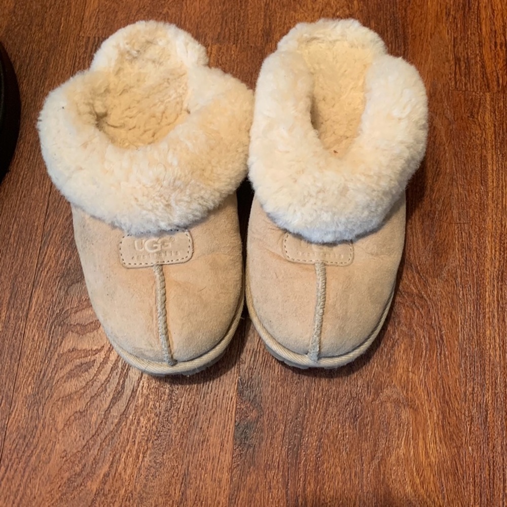 UGG slippers Womens